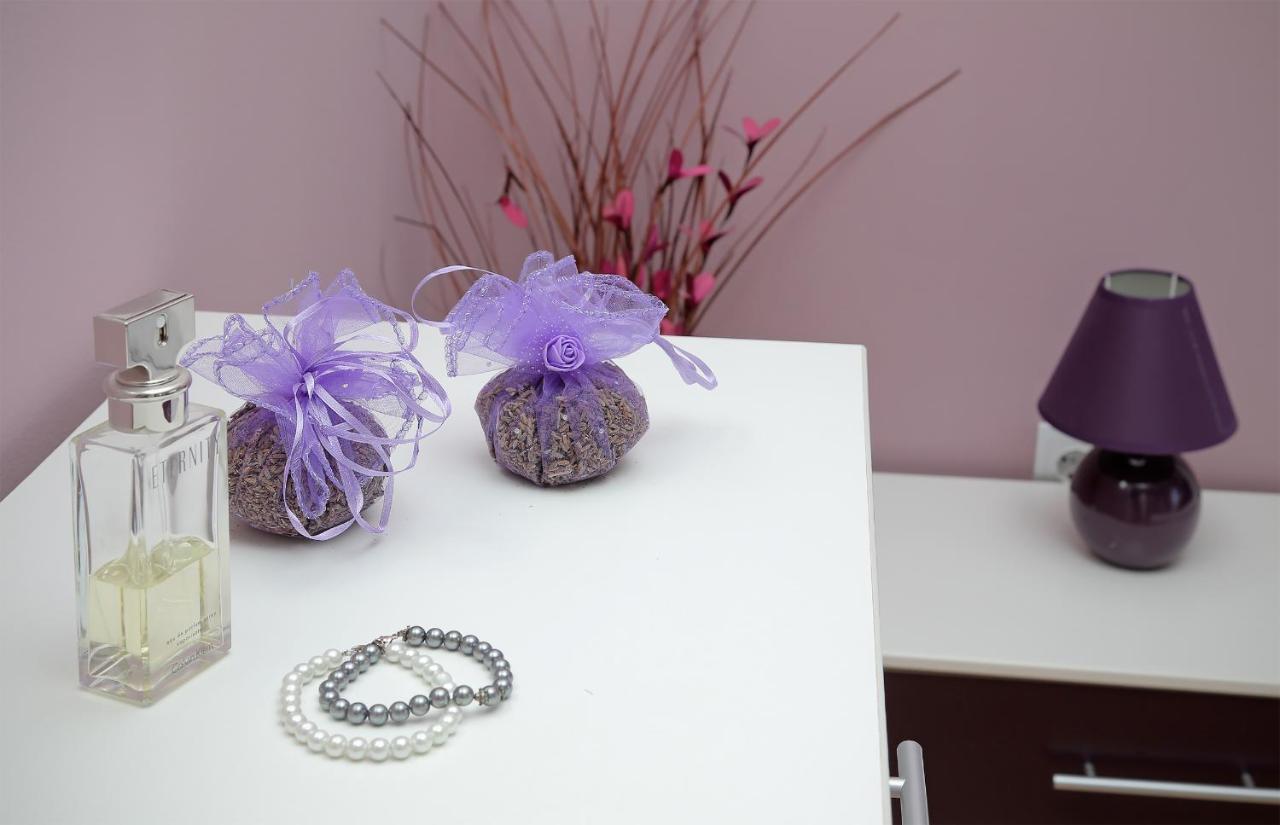 Apartment Moretic Gromaca ภายนอก รูปภาพ